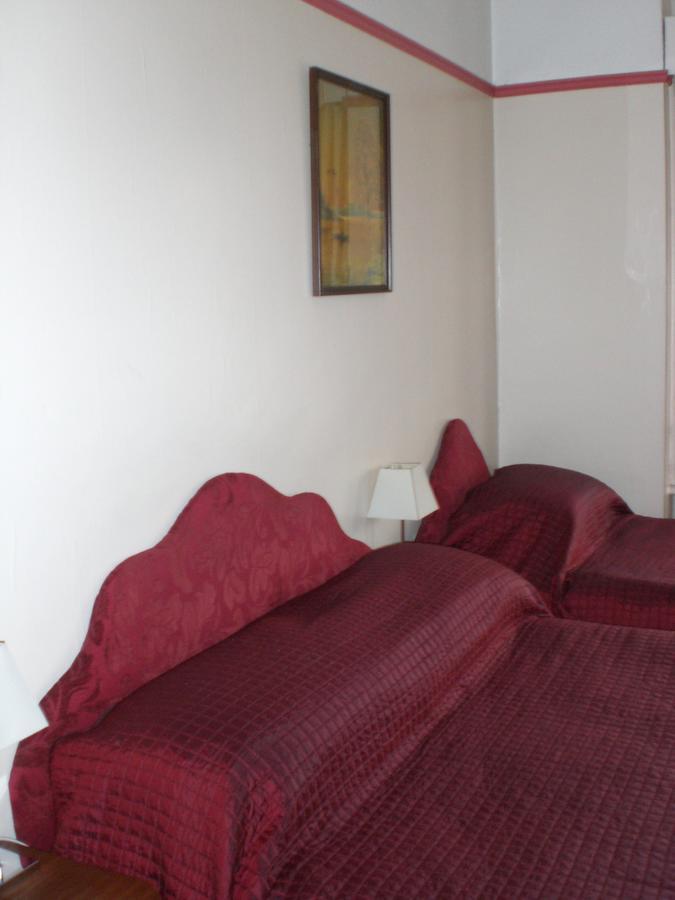 Melville Lodge Gatwick Horley Pokój zdjęcie